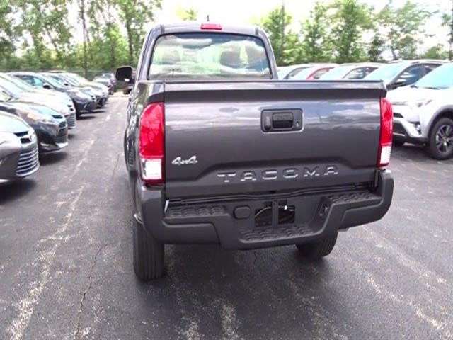 Toyota Tacoma 2017 photo 31